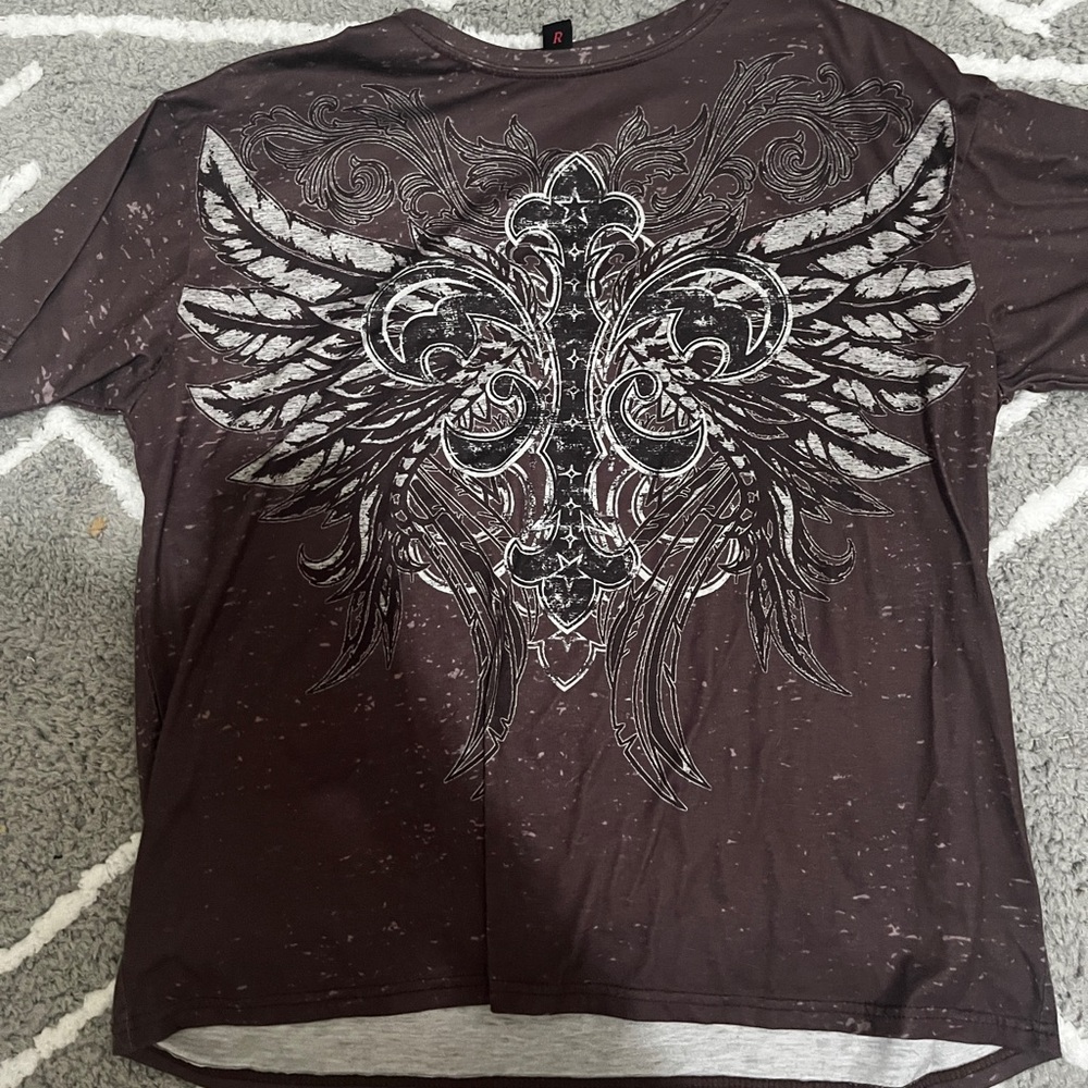 Woman’s Graphic Wing Design T-Shirt - Black
